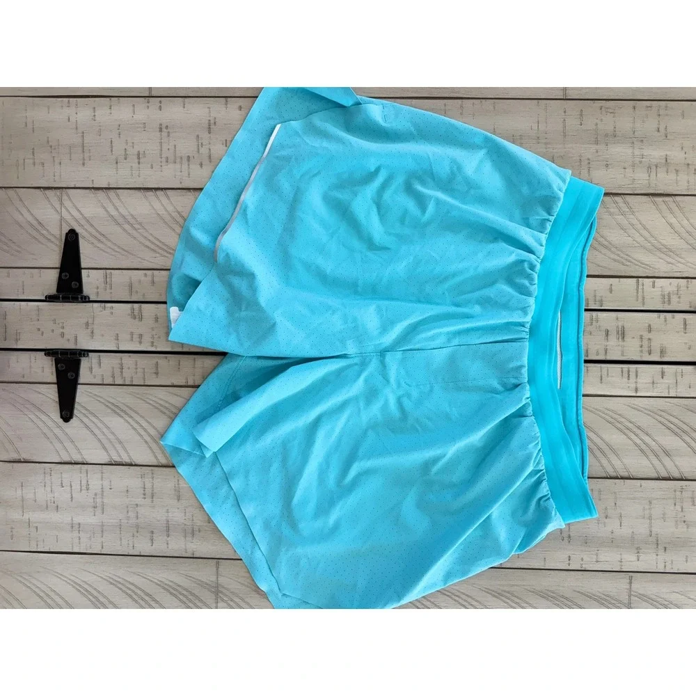 A- 073-Lululemon Fast and Free Lined Short 6 Turquoise Blue Perforated Running